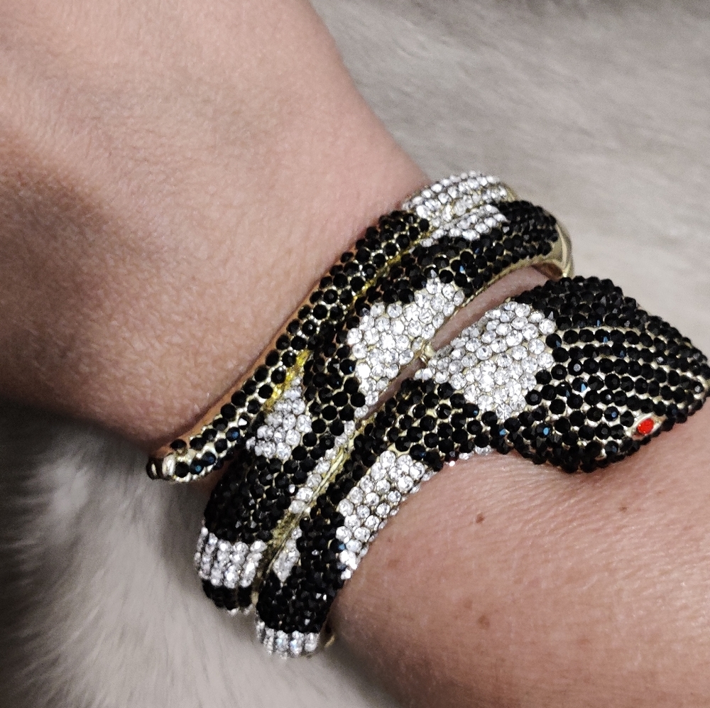 Vintage Dramatic Snake Hinged Cuff Bracelet